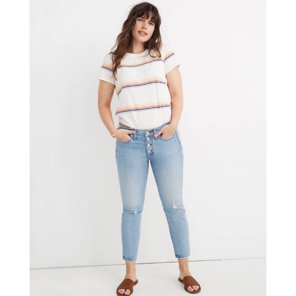 Madewell 9” Mid Rise Skinny Crop Jeans in Asbury Wash: Button-Front Edit…